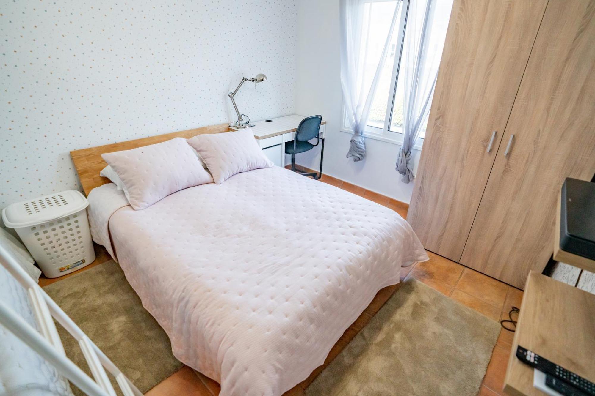 Casa Julio - Alcala Complete Coastal Retreat - Entire Apartment - 3 Min Walk From The Ocean - Shared Entrance With Host Alcalá de Henares Exterior foto