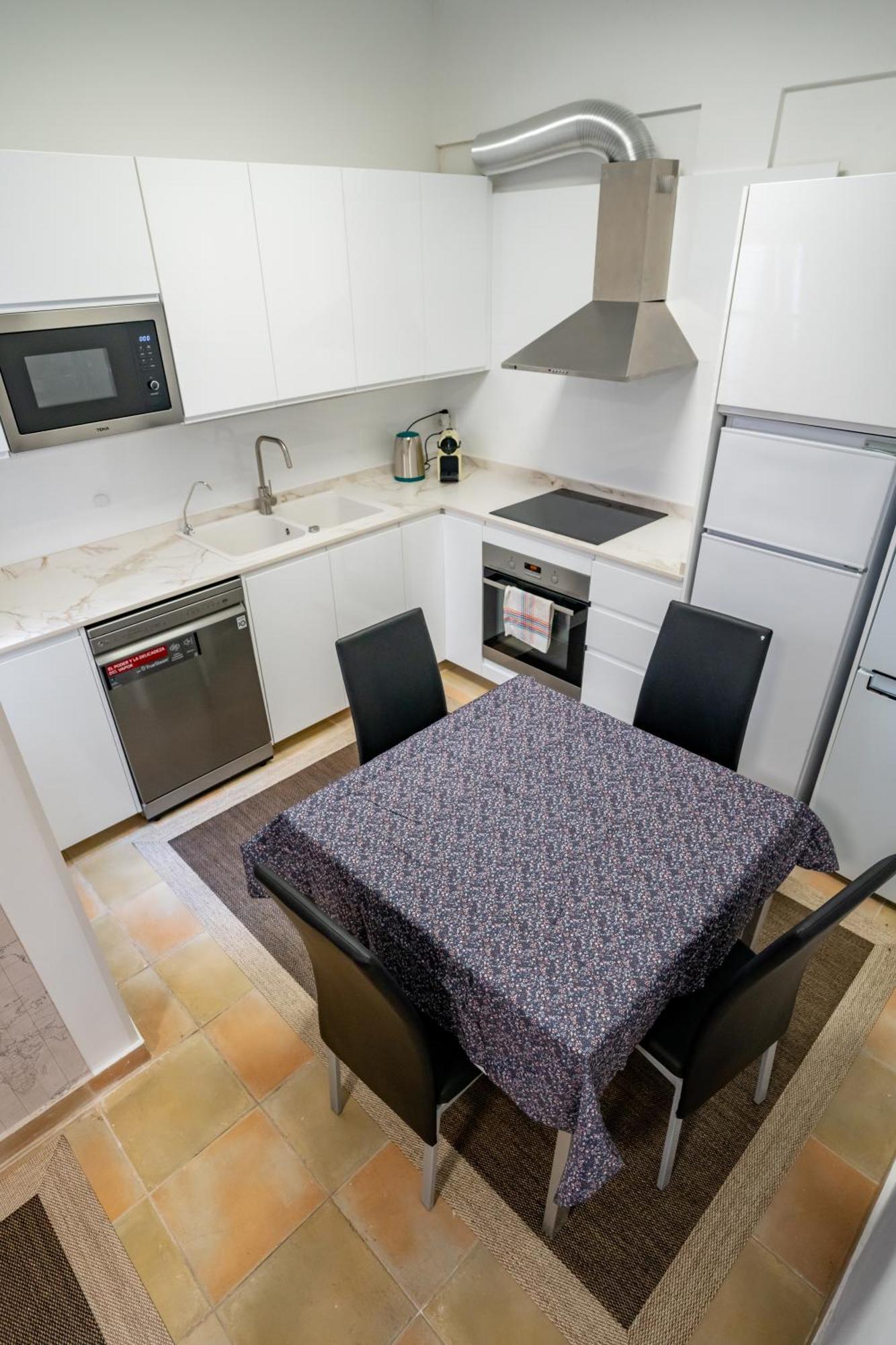 Casa Julio - Alcala Complete Coastal Retreat - Entire Apartment - 3 Min Walk From The Ocean - Shared Entrance With Host Alcalá de Henares Exterior foto