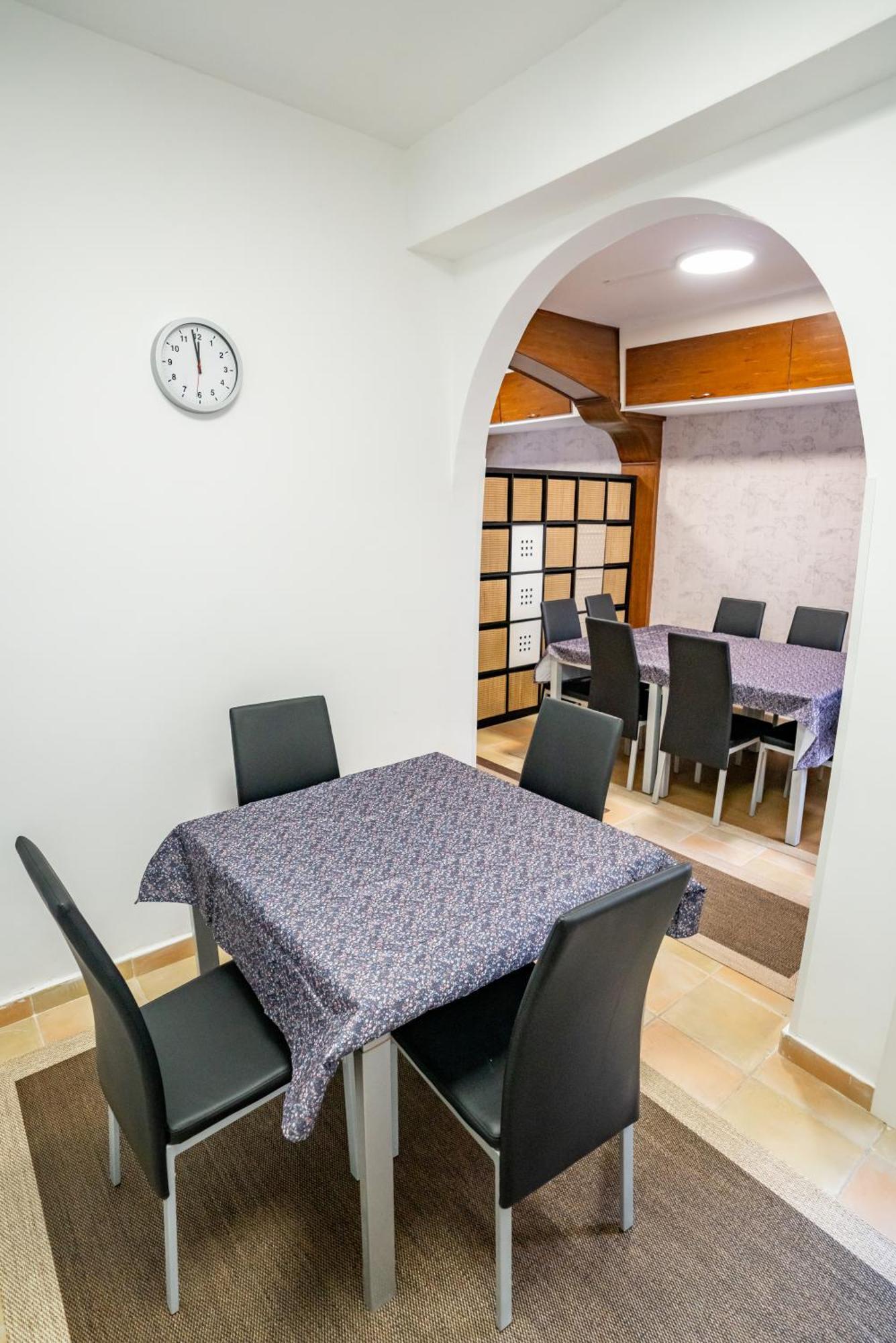 Casa Julio - Alcala Complete Coastal Retreat - Entire Apartment - 3 Min Walk From The Ocean - Shared Entrance With Host Alcalá de Henares Exterior foto